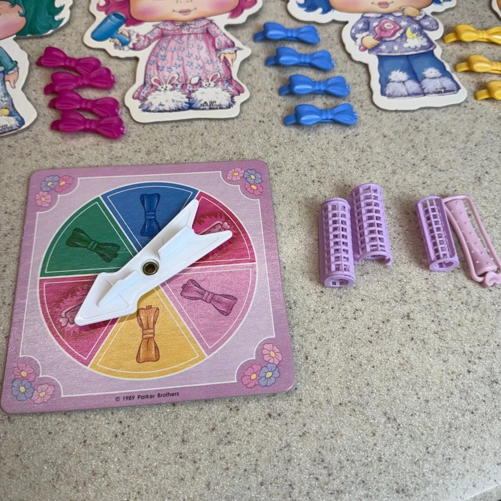 VTG 1989 Pigtails & Ponytails The Comb 'n' Curl Matching Game Parker Brothers